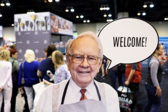 Huyền thoại đầu tư Warren Buffett sắp bước sang tuổi 94, liệu đã đến lúc các nhà đầu tư vào Berkshire phải lo lắng?