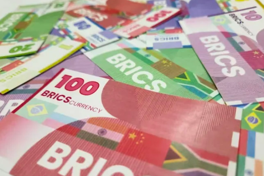 ‘Đại gia’ dầu mỏ sẵn sàng từ bỏ USD để mua bán hàng hoá bằng đồng nội tệ với BRICS: BRICS Pay sắp ra đời, các loại thẻ quốc tế sẽ là ‘dĩ vãng’?