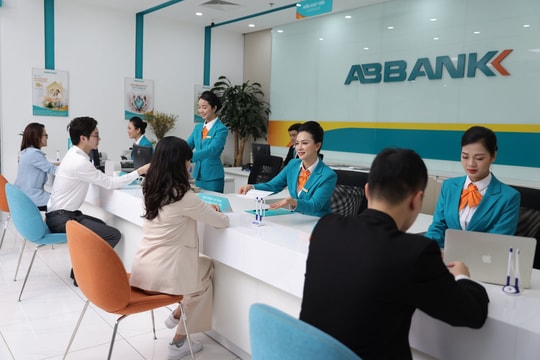 ABBANK hoàn thành kế hoạch 6 tháng đầu năm 2024, chú trọng nâng cao trải nghiệm khách hàng trên nền tảng số