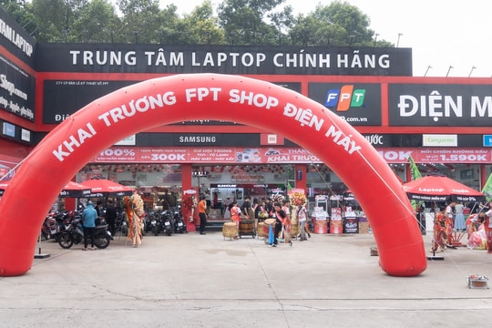 FPT Shop chính thức gia nhập sân chơi bán điện máy: Mở liền 10 cửa hàng, mục tiêu 50 shop trong năm 2024