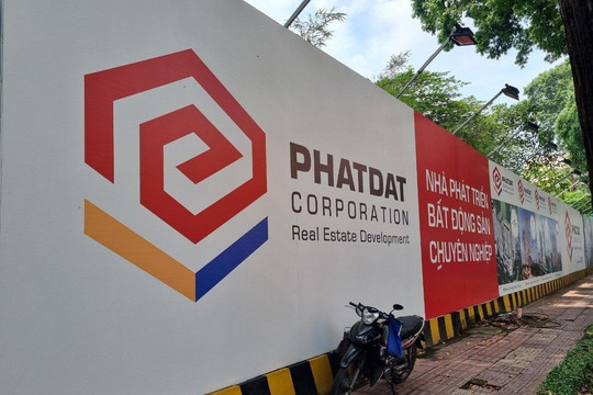 Cổ phiếu Phát Đạt (PDR), Đất Xanh (DXG) tăng kịch trần