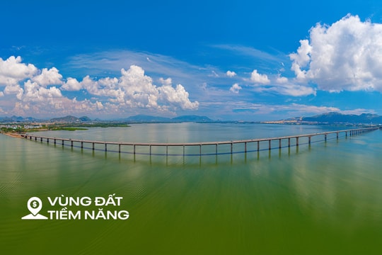 Đầm nước rộng thứ hai Việt Nam là trung tâm của thành phố Quy Nhơn, sẽ vừa có đô thị hiện đại, vừa có rừng ngập mặn
