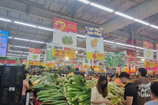 Giám sát chặt chẽ thị trường không để xảy ra hiện tượng găm hàng, tăng giá sau bão