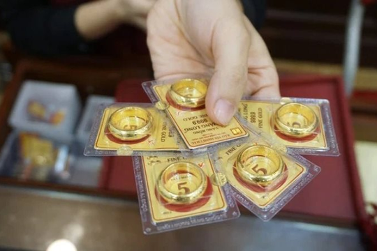 Giá vàng nhẫn giảm nhẹ trong phiên đầu tuần