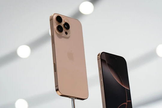 Khủng như Apple: iPhone 16 Pro Max cháy hàng chỉ sau 18 phút mở bán!