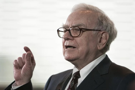 Sân nhà của huyền thoại Warren Buffett bất ngờ trở thành điểm nóng cuộc bầu cử tổng thống Mỹ