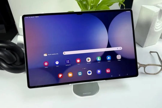 Samsung trình làng bộ đôi Galaxy Tab S10 tích hợp AI, giá từ 26 triệu đồng