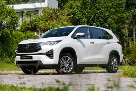 Sếp Toyota Việt Nam: Doanh số bán xe hybrid tăng theo từng tháng, có kế hoạch ra mắt xe thuần điện 