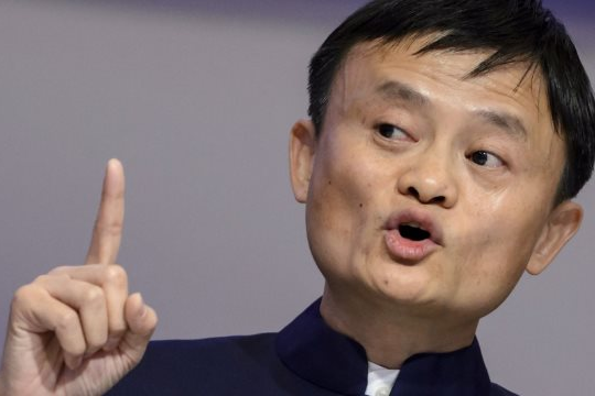 Không phải IQ hay EQ, Jack Ma tiết lộ 1 kỹ năng hiếm có để thành công giữa thời đại máy móc: ‘Thiếu thứ này bạn sẽ không được tôn trọng’