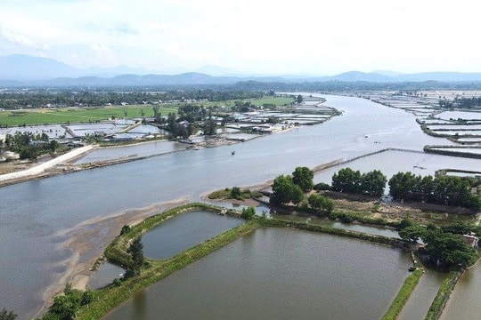 Dự án 2.700 tỷ của tỉnh miền Trung: 60km sông Trường Giang sẽ được xây dựng 6 cây cầu kết nối, trên 1.000 hộ gia đình bị ảnh hưởng