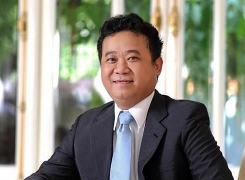 Vừa kí hợp tác dự án 1,5 tỷ USD với Trump Organzation, ông Đặng Thành Tâm chưa kịp bán ra số cổ phiếu trị giá 2.400 tỷ đồng