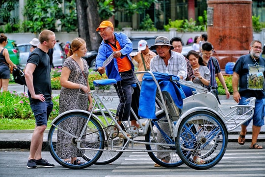 Thiếu trầm trọng nhân lực du lịch nhưng một ‘siêu trợ thủ’ sẽ đảo ngược tình thế, thậm chí hứa hẹn làm tăng lượng khách quốc tế quay lại Việt Nam