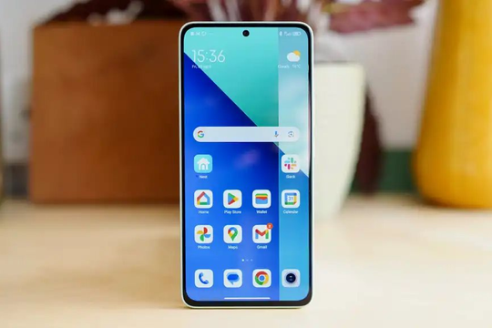 Điện thoại "át chủ bài" giá 4 triệu của Xiaomi: Màn hình to như iPhone 15 Pro Max, camera số chấm cực cao