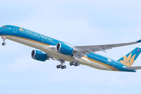 Vietnam Airlines quý thứ 3 liên tiếp lãi gần nghìn tỷ nhưng vẫn còn lỗ lũy kế 35.000 tỷ, cổ phiếu tăng liền 4 phiên