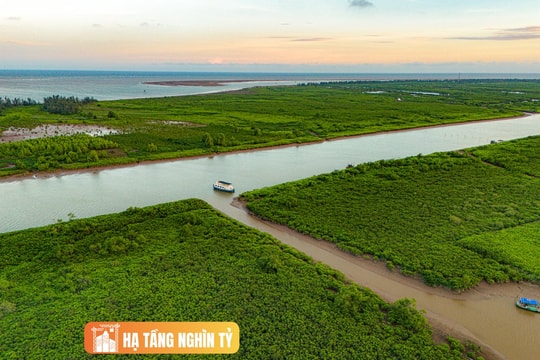 Toàn cảnh khu vực cửa sông lớn nhất miền Bắc: Xưa đi bằng cầu tre, nay đang xây cầu nghìn tỷ