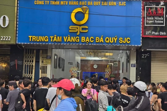 Giá vàng lao dốc quá nhanh trong chiều nay, dân chơi vàng online nhốn nháo