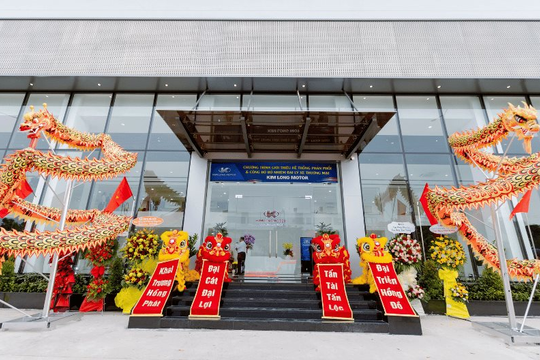 "Vua đào hầm" đặt xe của Kimlong Motor để phục vụ các hoạt động của tập đoàn