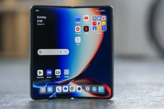 Đây là điện thoại màn hình gập được khen "số 1 thế giới": Xếp trên cả Galaxy Z Fold 6 mà giá lại rẻ hơn