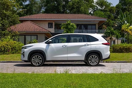 Phân khúc ô tô tiết kiệm xăng nhất Việt Nam lập kỷ lục doanh số: Toyota dẫn đầu, vượt cả xe xăng 