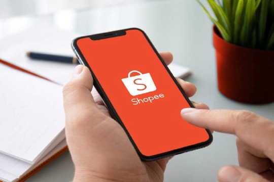 Hàng triệu người dùng Shopee lưu ý: Làm ngay điều này khi có giao dịch lạ từ Shopee trên thẻ tín dụng, tài khoản ngân hàng