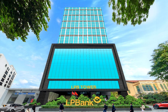 LPBank bất ngờ muốn chuyển Trụ sở chính, sẽ mua 5% vốn cổ phần FPT