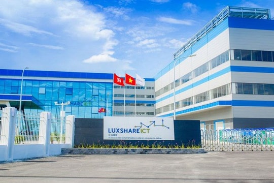 Từng được đánh giá là ‘vùng trũng’, đến nay đón loạt đại bàng Foxconn, Luxshare, Goertek...: Tỉnh miền Trung sẽ đầu tư cảng biển, sân bay, hạ tầng năng lượng