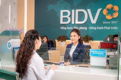 Sắp có ngân hàng đạt mức dư nợ 2 triệu tỷ: Số tiền BIDV cho khách hàng vay mỗi tháng bằng 15 ngân hàng cộng lại