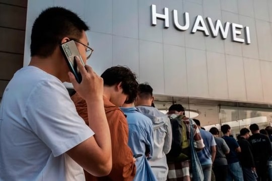 1 tỷ thiết bị đang dùng hệ điều hành ‘cây nhà lá vườn’ của Huawei: Kỳ tích kinh ngạc của ‘nhà vô địch quốc gia’ Trung Quốc, iOS và Android mất thế độc quyền