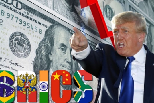 BRICS có nguy cơ bị ông Trump áp thuế 100% nếu tiếp tục phi đô la hoá: 'Hãy chuẩn bị nói lời tạm biệt nước Mỹ'