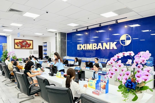 Eximbank tăng mạnh lãi suất tiết kiệm ngay đầu tháng 12, tiếp tục áp dụng mức cao nhất hệ thống cho tiền gửi vào cuối tuần