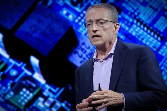 Intel mắc kẹt trong giấc mơ chip Mỹ: Có thể phải từ bỏ xưởng đúc huyền thoại, hiện đang trong tầm ngắm thâu tóm của TSMC, Samsung