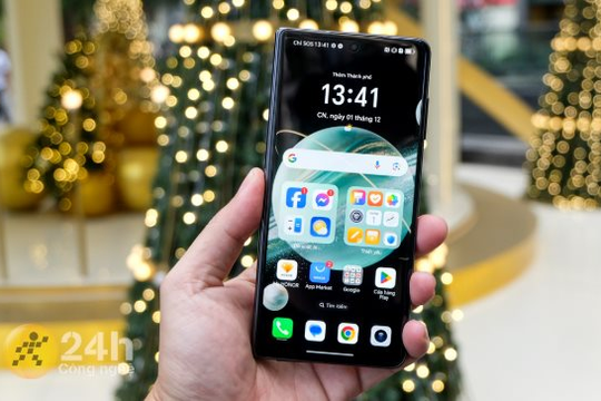 4 mẫu smartphone mới mở bán tại VN trong tháng 12: Smartphone gập mỏng nhất thế giới có làm nên chuyện?