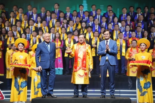 BIDV - Top 10 “Sao Vàng Đất Việt” năm 2024