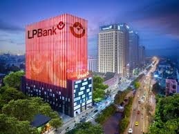 VN-Index đạt 1.275,14 điểm, cổ phiếu LPBank (LPB) được nhà đầu tư “gom” mạnh, tăng trần