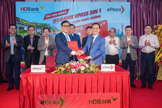 Ra mắt thẻ HDBank ePass 3in1: Đột phá số hoá đa tiện ích trong thanh toán phí giao thông không dừng