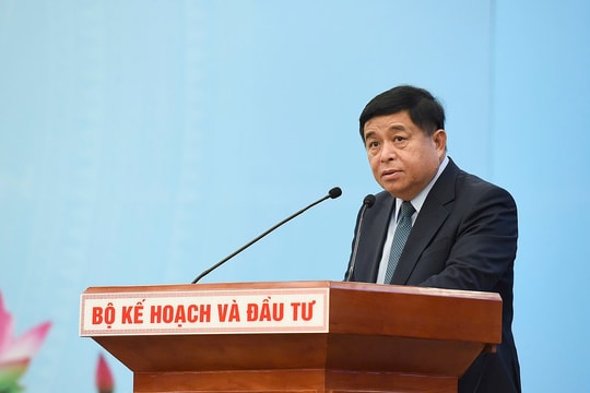 “Để trở thành nước có thu nhập cao vào năm 2045, Việt Nam phải phấn đấu tăng trưởng GDP bình quân năm từ 10% trở lên”