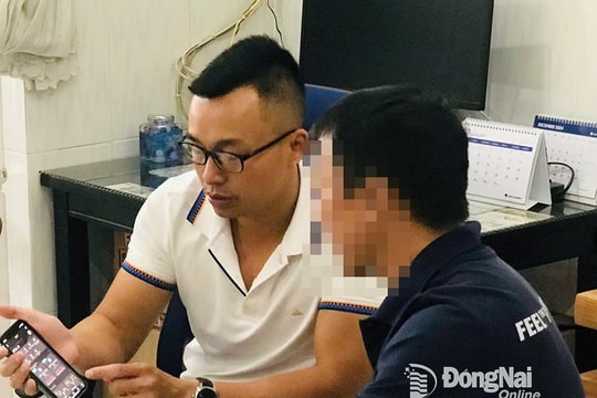 Thấy chồng định rút tiền tiết kiệm để đầu tư tiền ảo, người phụ nữ lập tức báo công an ngăn chặn thành công vụ lừa đảo lớn tại tỉnh Đồng Nai