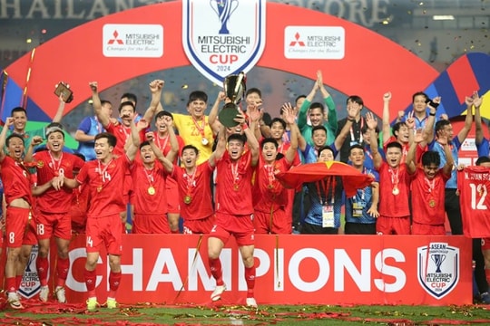 Vô địch AFF Cup, tuyển Việt Nam nhận mưa tiền thưởng từ ngân hàng, DN: Đại gia nào chi mạnh nhất?