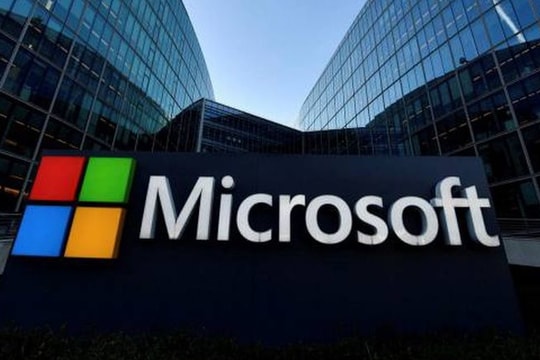 Cuộc chiến AI nóng hơn bao giờ hết, Microsoft tuyên bố sẽ đầu tư 80 tỷ USD vào lĩnh vực này trong năm mới 