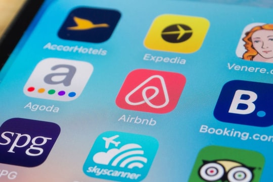 Agoda, AirBnB, Booking và Paypal chưa nộp thuế tại Việt Nam, Tổng cục Thuế đề nghị 100 ngân hàng và trung gian thanh toán nộp thay