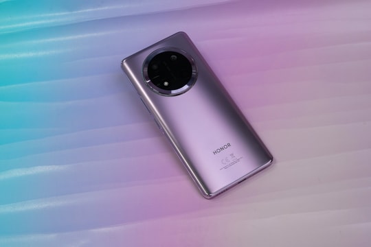 Điện thoại tầm trung đua về nước dịp sát Tết, đến lượt HONOR tung 2 mẫu smartphone mới: chống rơi vỡ ở độ cao 2m, giá từ 8 triệu đồng