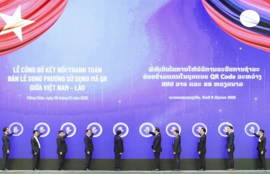  Chính thức kết nối thanh toán bán lẻ song phương sử dụng mã QR Việt Nam – Lào