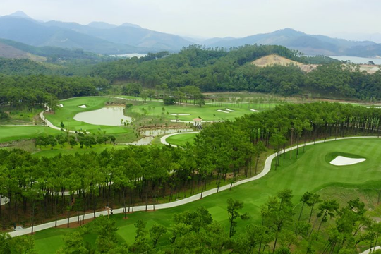 Thành phố "trẻ tuổi" nhất của Quảng Ninh có sân golf rộng 130ha, tổng mức đầu tư hơn 1.277 tỷ đồng đi vào hoạt động