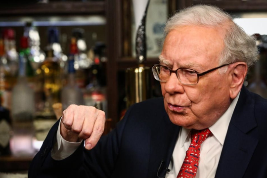 Huyền thoại Warren Buffett âm thầm chi gần 100 triệu USD mua một cổ phiếu sau 10 năm không ngó ngàng, không phải tên tuổi đình đám nhưng hiệu suất tăng đến 325%: Vì sao?