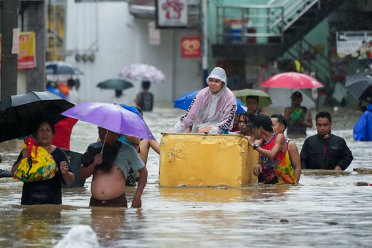 Nước được kỳ vọng "tăng trưởng chỉ sau Việt Nam trong ASEAN" đối mặt loạt rủi ro kinh tế