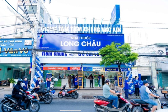 FPT Long Châu đảm bảo phục vụ đầy đủ thuốc, chăm lo sức khoẻ cho bà con xuyên Tết