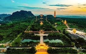 Vị doanh nhân kín tiếng đứng sau những khu du lịch tâm linh thu hút hàng trăm nghìn lượt khách mỗi dịp Tết