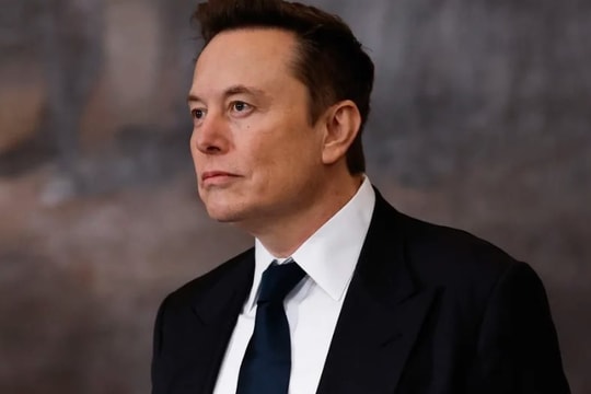 'Bộ trưởng' Elon Musk gửi thông báo đáng sợ tới nhân viên chính phủ Mỹ, lặp lại kịch bản email 'ngã ba đường' từng khiến hàng nghìn nhân viên Twitter mất việc 