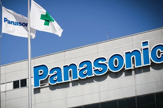 'Tượng đài Nhật Bản' Panasonic cân nhắc bán một mảng kinh doanh vì khó khăn, kêu gọi nhân viên nghỉ hưu sớm