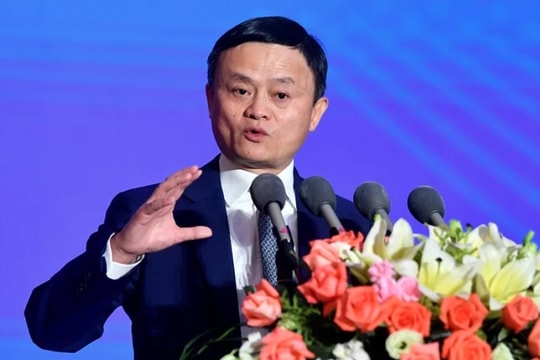 5 năm sau 'cú lỡ lời' làm đế chế Alibaba chao đảo, Jack Ma dần bước ra ánh sáng